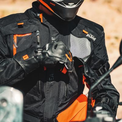 KTM TERRA ADVENTURE GEAR (2)