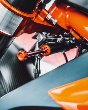 APEX PRO 7117 LENKUNGSDÄMPFERKIT 1290/1390 SDR´20-´25