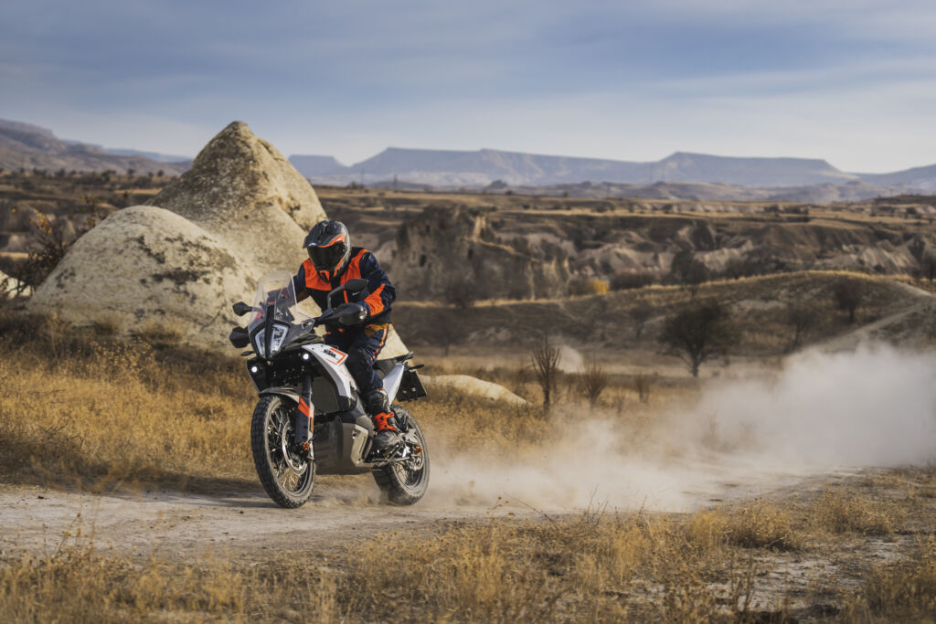 KTM MODELLNEUHEIT: KTM PRÄSENTIERT DIE KTM 790 ADVENTURE DES MODELLJAHRES 2023