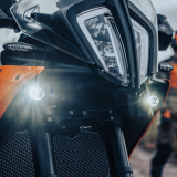 Media-PIM-1003121951-PHO-PP-MON-480723-A61014938044-AUXILIARY-HEADLIGHT-KIT-mounted-SALL-AWSG-V1