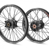 Media-PIM-1003269167-PHO-NMON-00010000401-FACTORY-WHEEL-SET-SALL-AWSG-V1