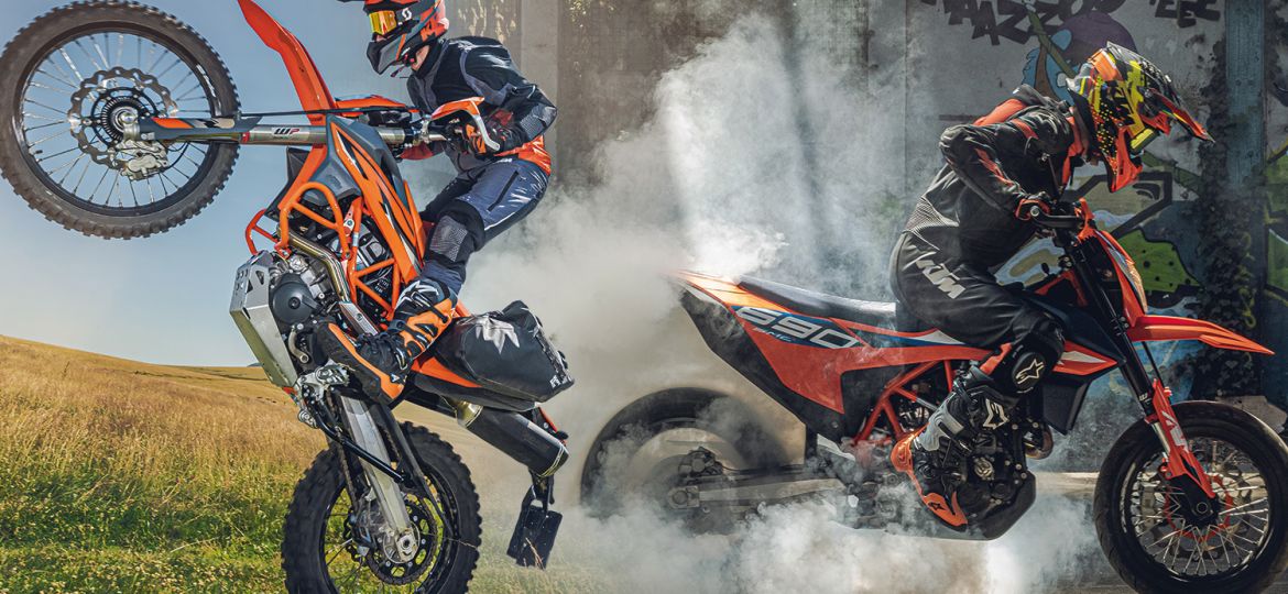 2023 KTM 690 SMC R & KTM 690 ENDURO R (2)