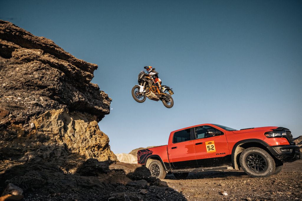 KTM VERÖFFENTLICHT PRODUKTIONSUPDATE ZUR NEUEN GENERATION DER STREET- UND ADVENTURE-MODELLE